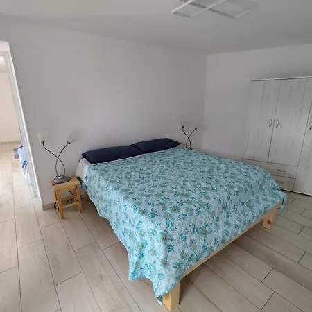 La Casina Loc I Marmi